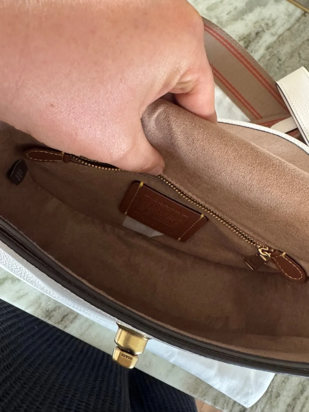 Coach willow saddle bag pebbled leather with extra logo strap - Picture 6 of 6